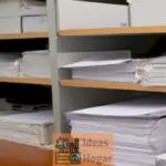 Cómo organizar fácilmente montones de papel en tu escritorio